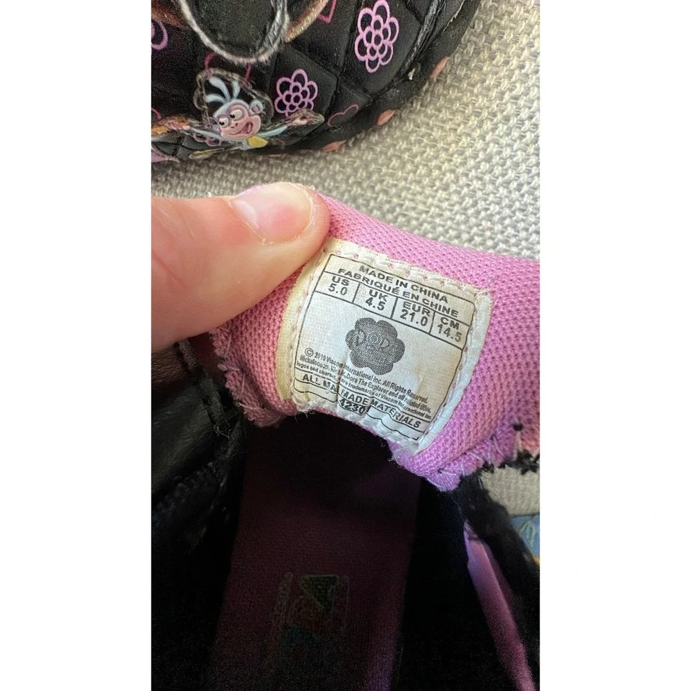 Dora and boots 2010 shoes size 5